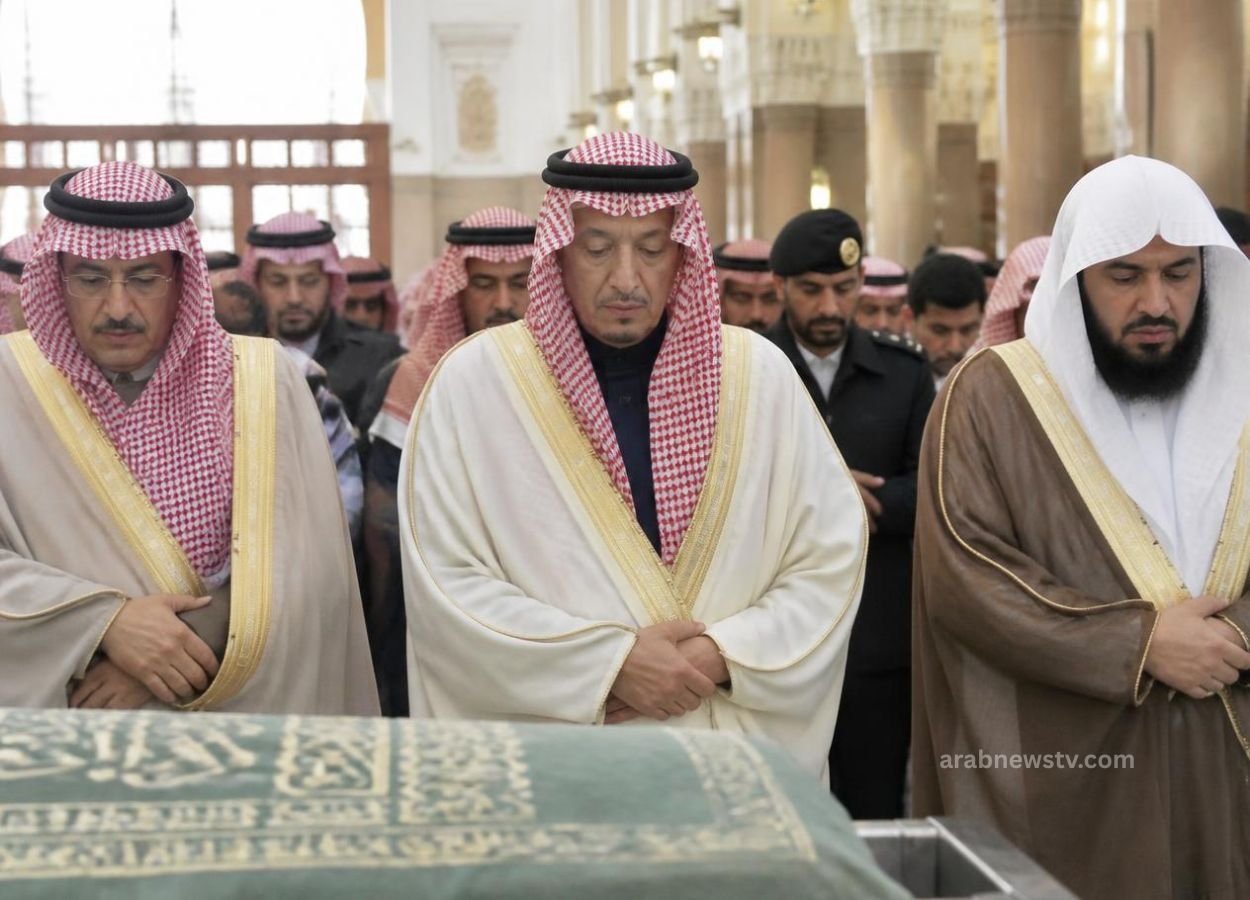 Riyadh Deputy Governor Performs Funeral Prayer for Mother of Hamoud bin Saud Riyadh Deputy Governor Performs Funeral Prayer for Mother of Hamoud bin Saud