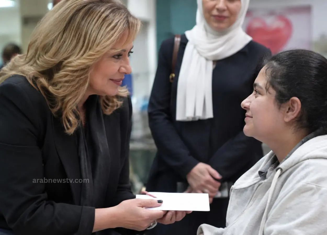 Yousra Gifts Charitable Donation to Naglaa Fathi’s Daughter Yasmin and Urges Support for Heart Patients